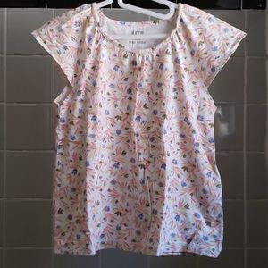 Uniqlo girl's tee